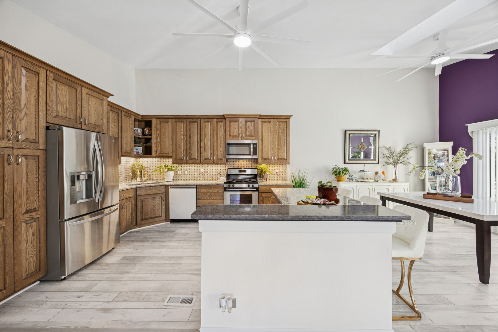 7616 W Saint Francis Road, Frankfort, IL 60423