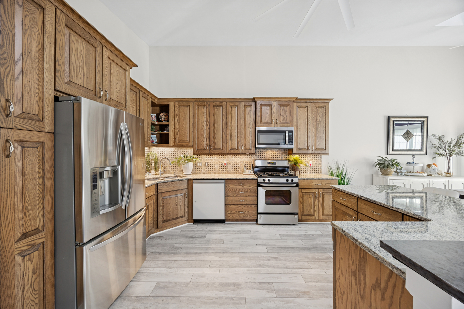 7616 W Saint Francis Road, Frankfort, IL 60423