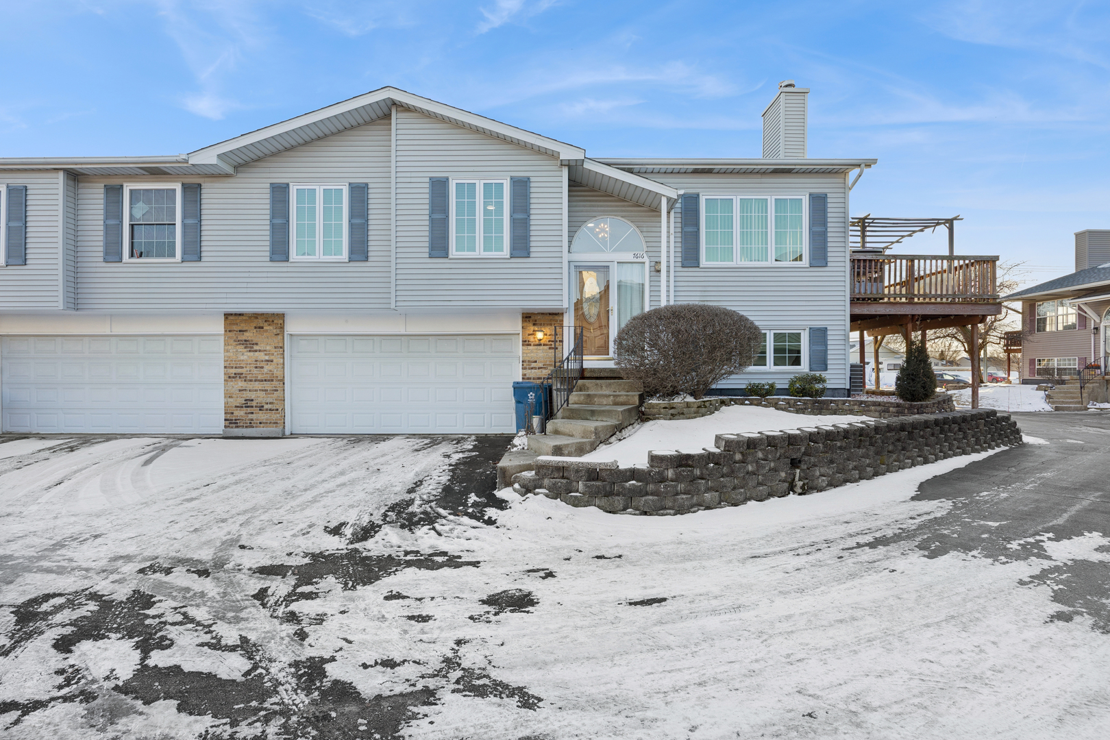 7616 W Saint Francis Road, Frankfort, IL 60423