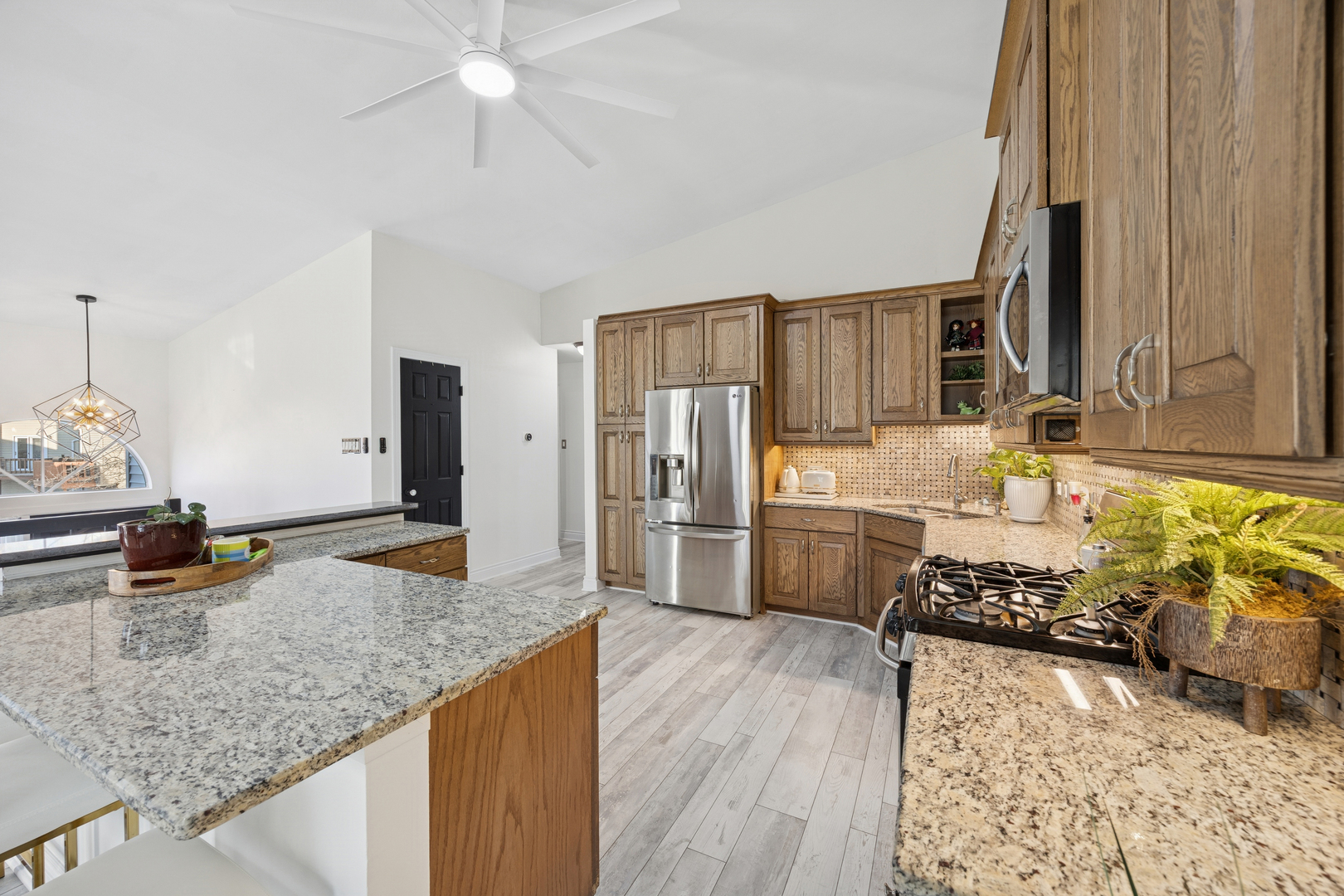 7616 W Saint Francis Road, Frankfort, IL 60423