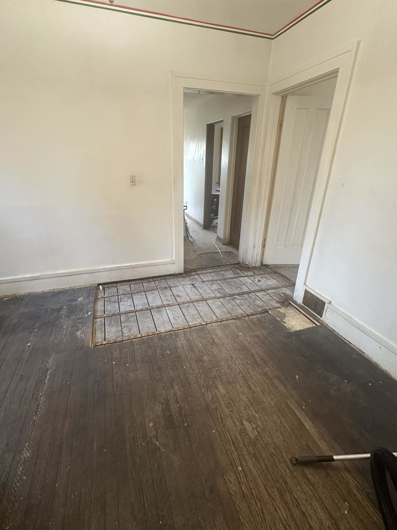 280 Addison Road, Riverside, IL 60546