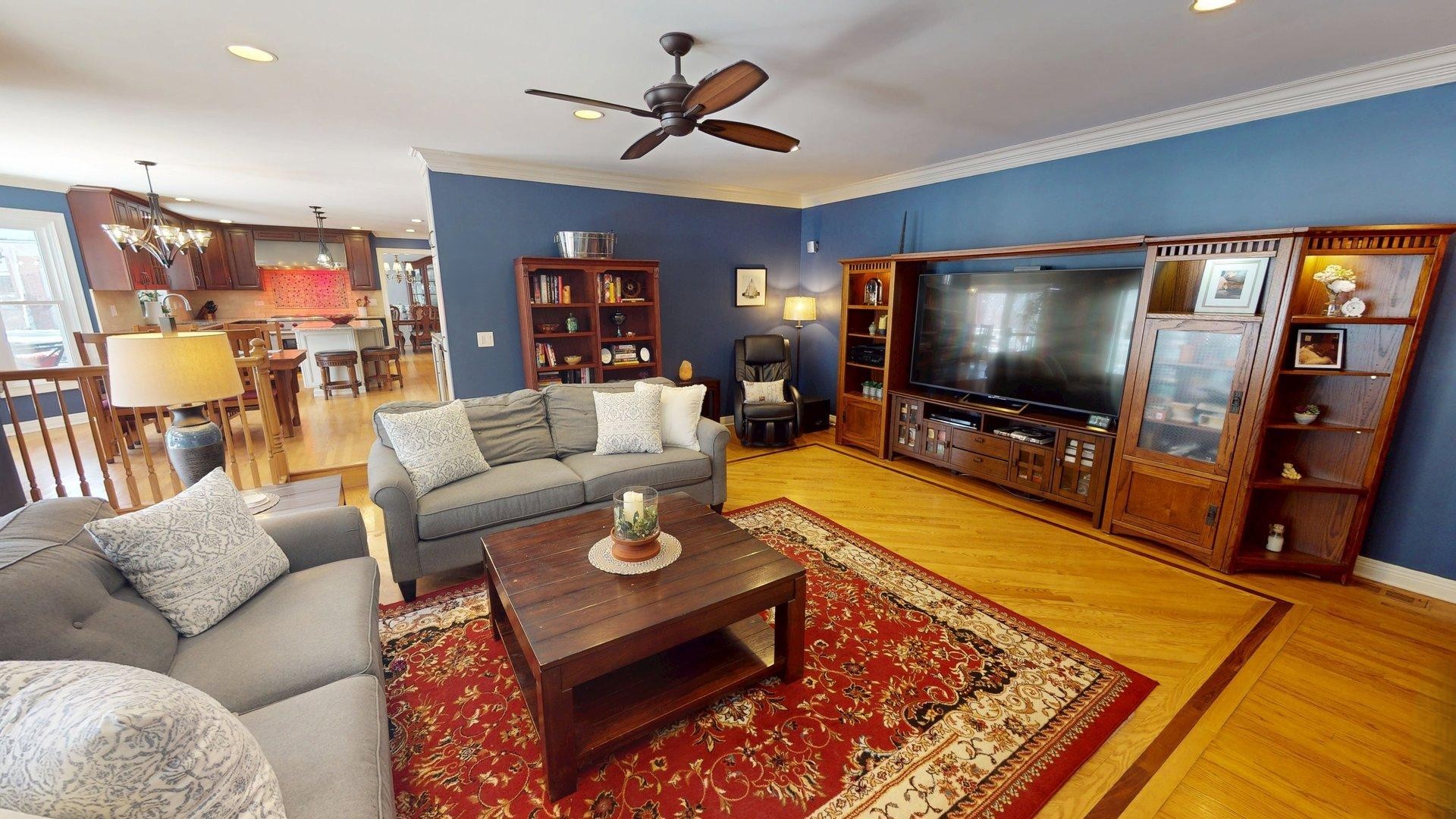 1107 VINEYARD Drive, Gurnee, IL 60031