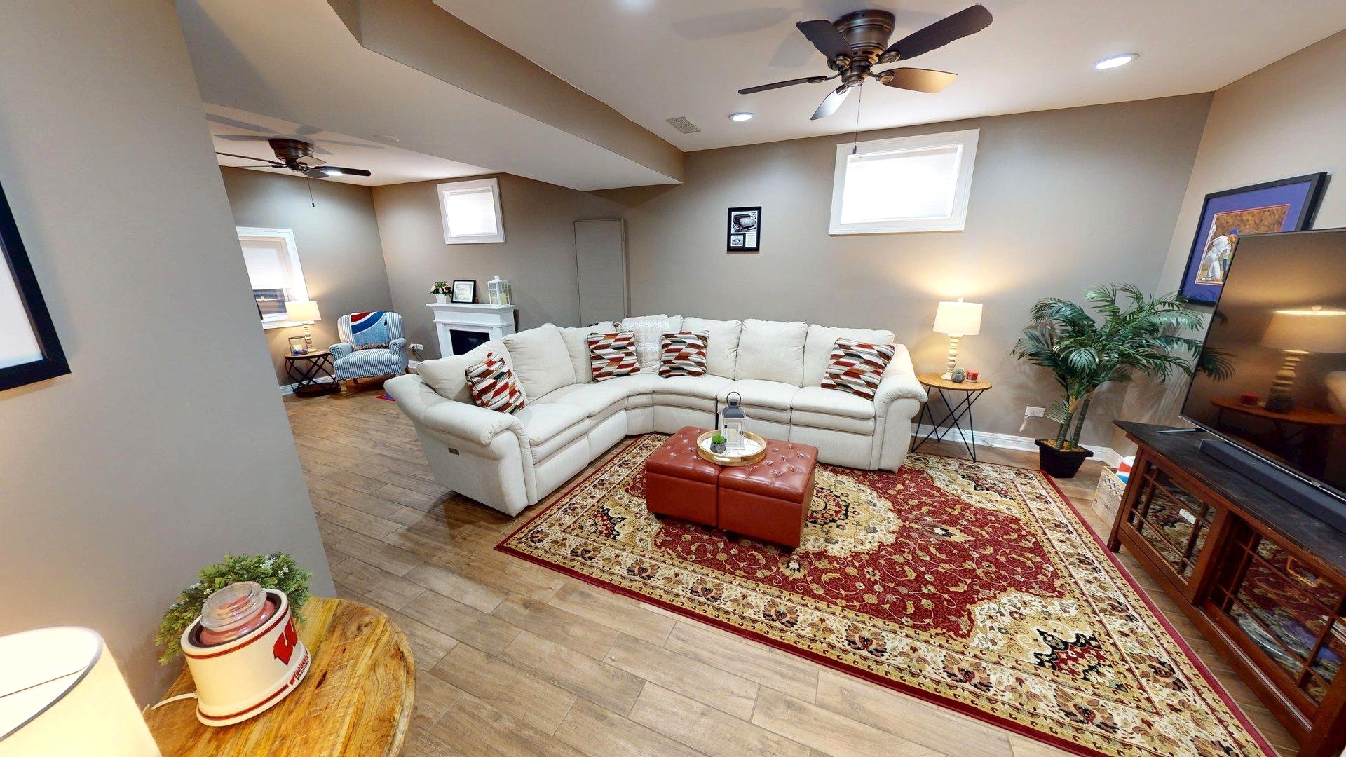 1107 VINEYARD Drive, Gurnee, IL 60031