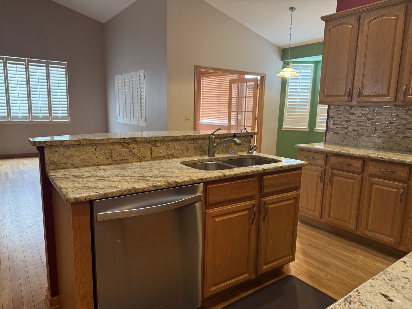 1471 W Grand Haven Road, Romeoville, IL 60446