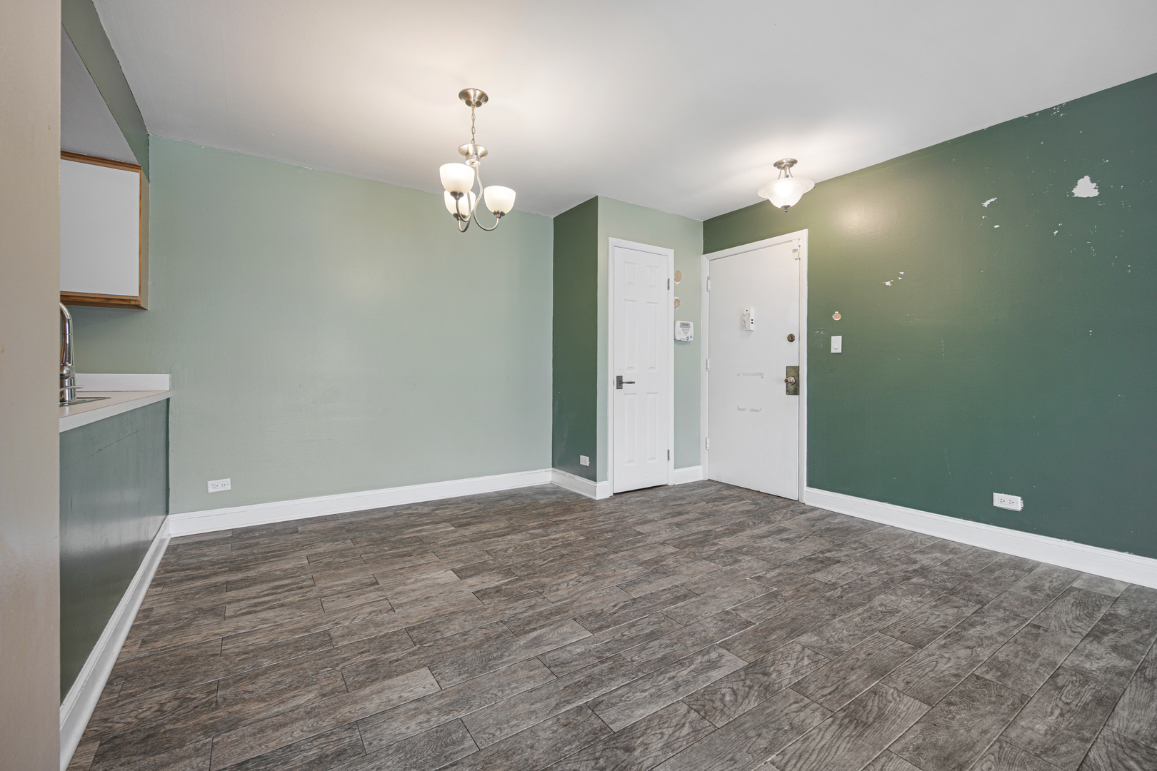 1900 Plum Grove Road #2C, Rolling Meadows, IL 60008