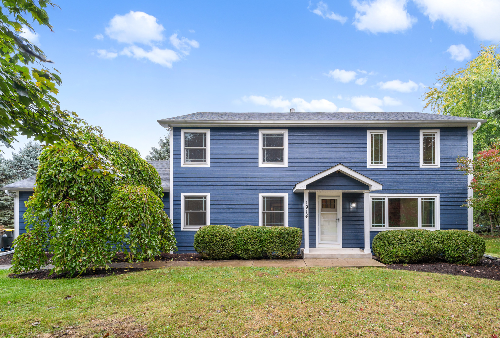 1914 Spring Dale Drive, Spring Grove, IL 60081