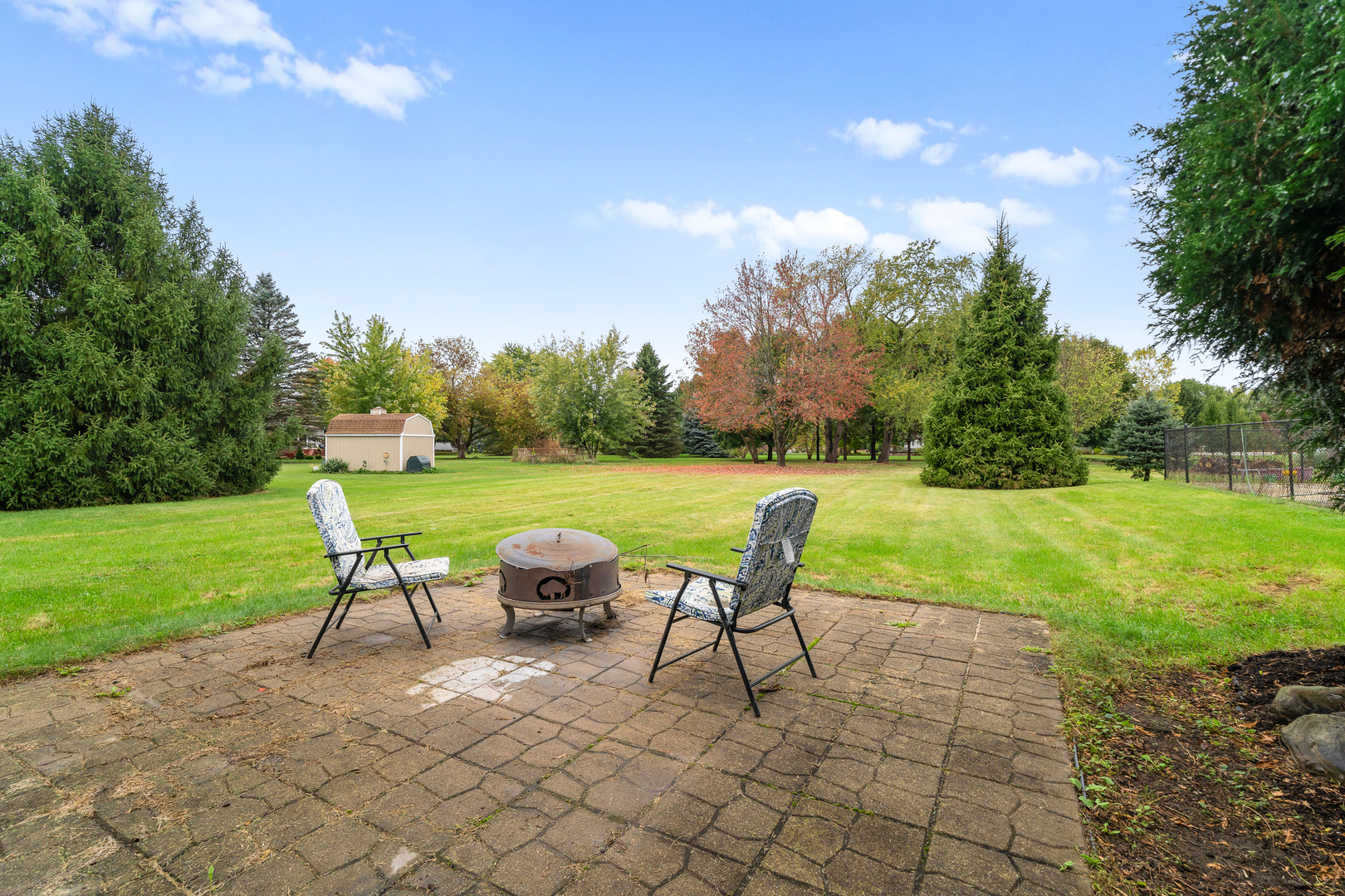 1914 Spring Dale Drive, Spring Grove, IL 60081