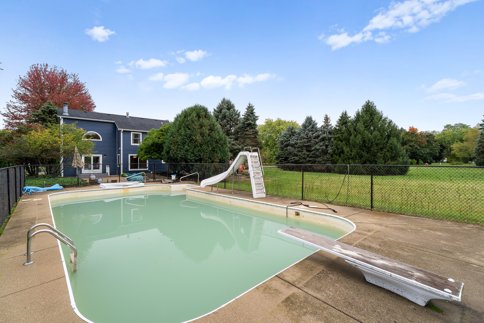 1914 Spring Dale Drive, Spring Grove, IL 60081