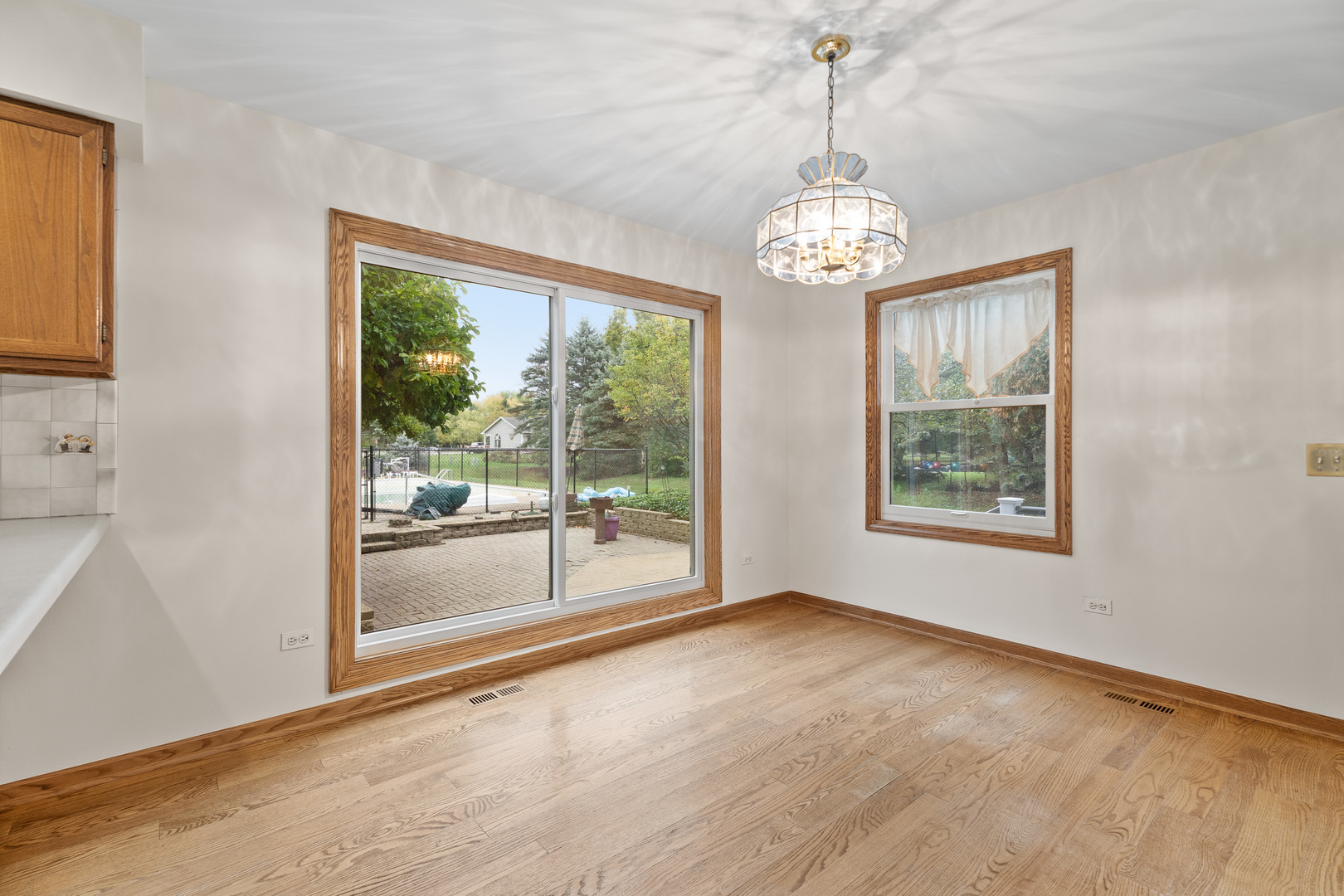 1914 Spring Dale Drive, Spring Grove, IL 60081