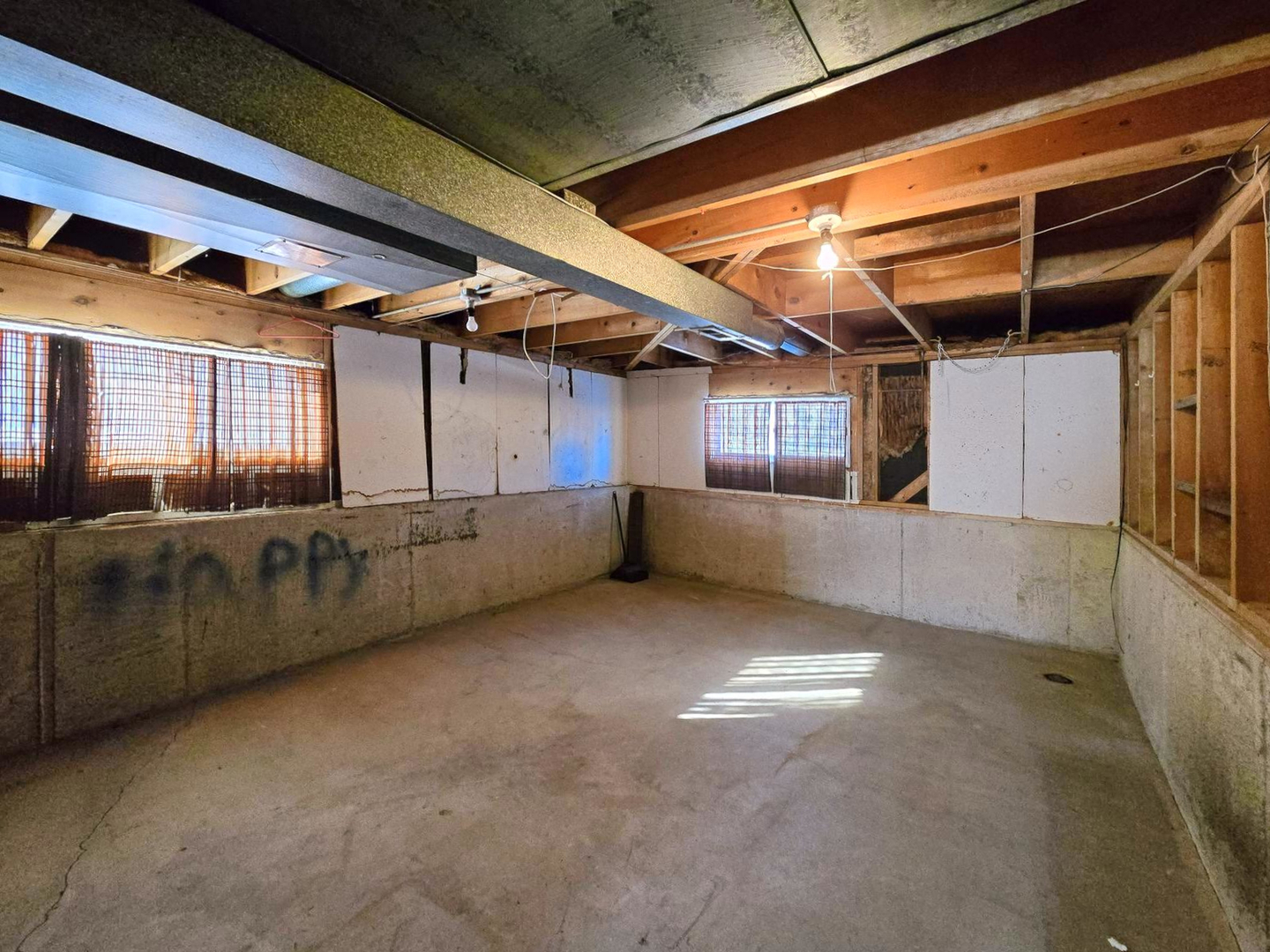 1329 Easy Street, Glendale Heights, IL 60139