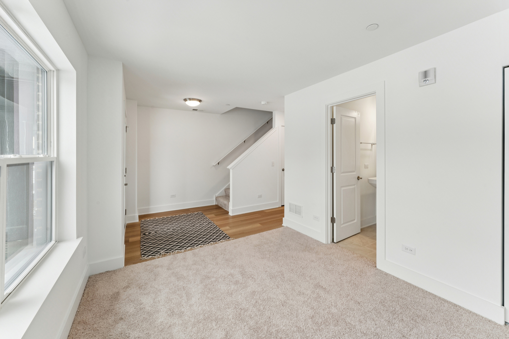 8377 Mulberry Avenue, Morton Grove, IL 60053