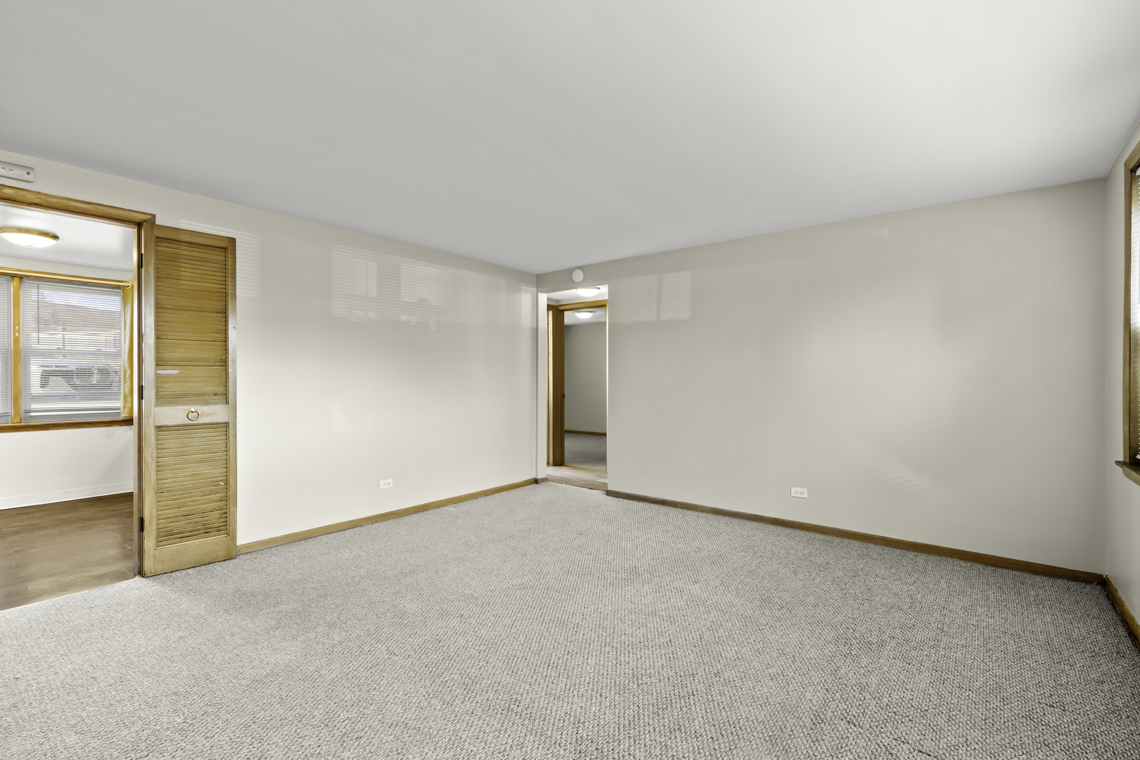 6556 N Northwest Highway #GN, Chicago, IL 60631