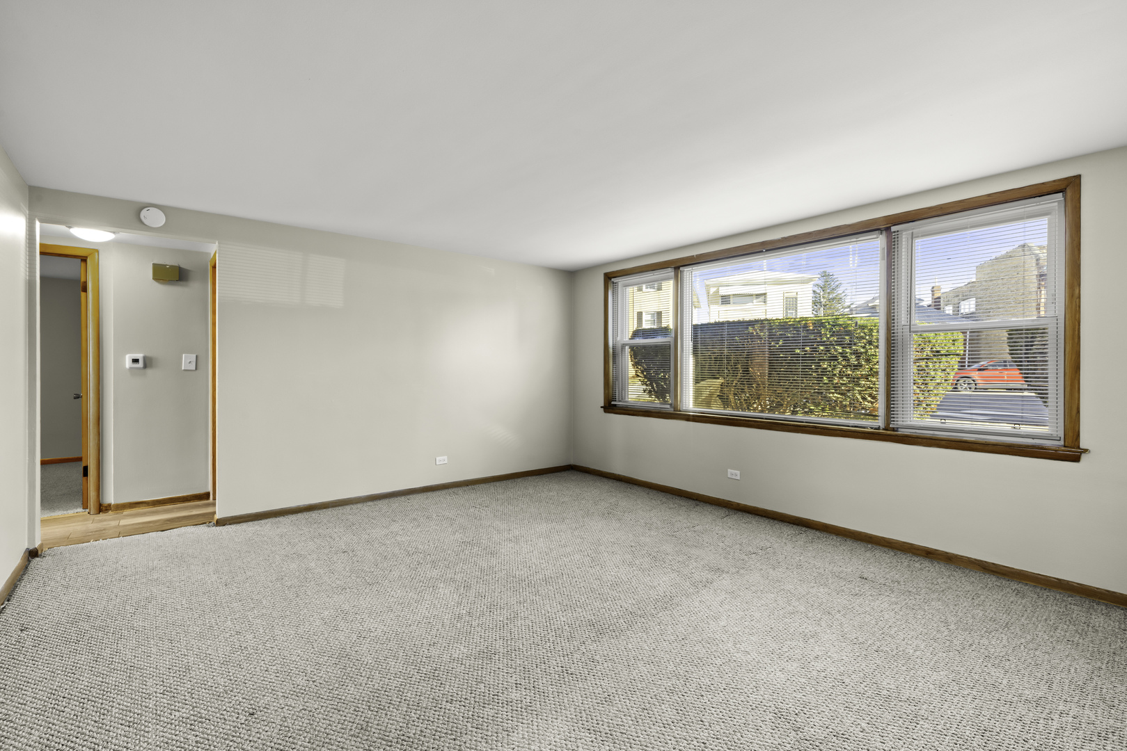 6556 N Northwest Highway #GN, Chicago, IL 60631