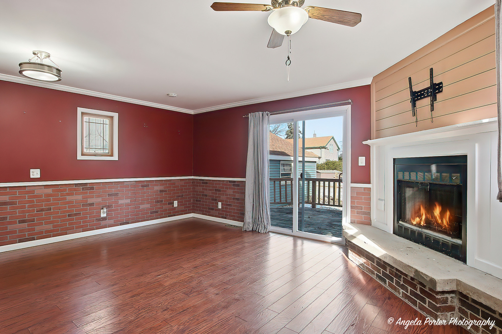 4812 Barnard Mill Road, Ringwood, IL 60072