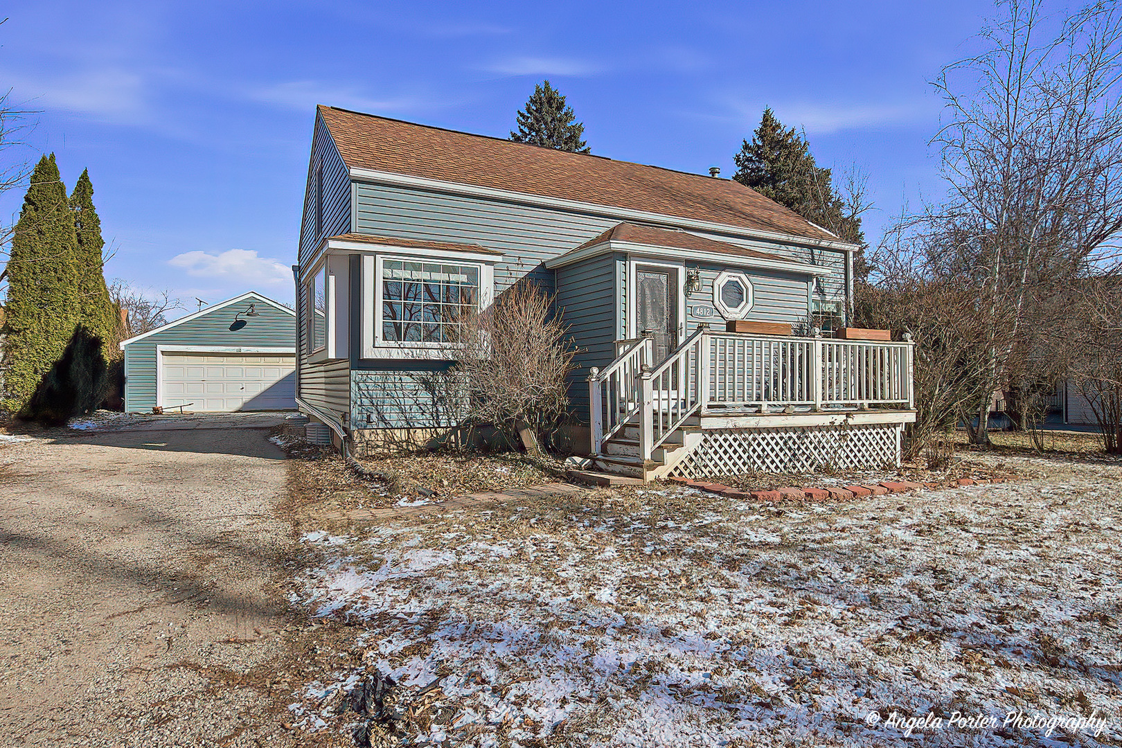 4812 Barnard Mill Road, Ringwood, IL 60072