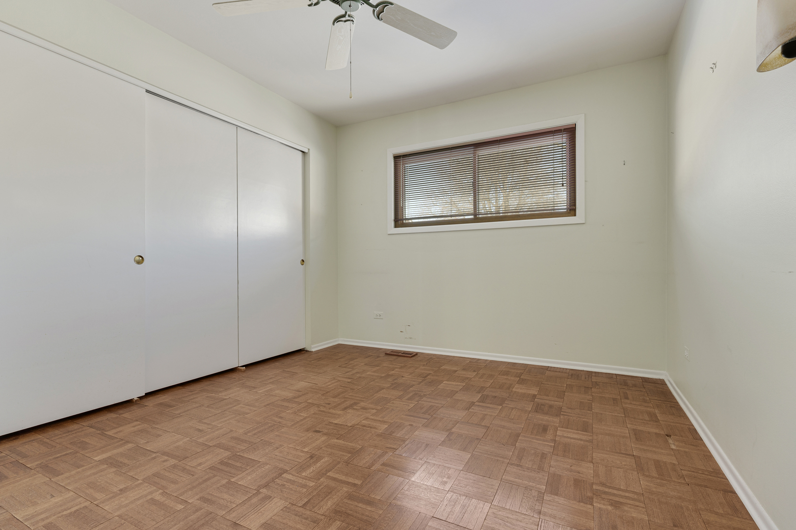 18W088 16th Street, Villa Park, IL 60181