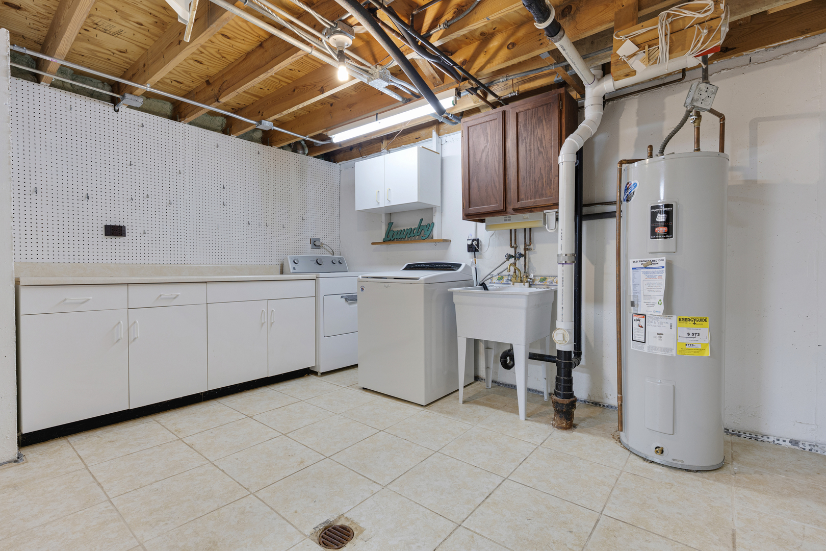 18W088 16th Street, Villa Park, IL 60181