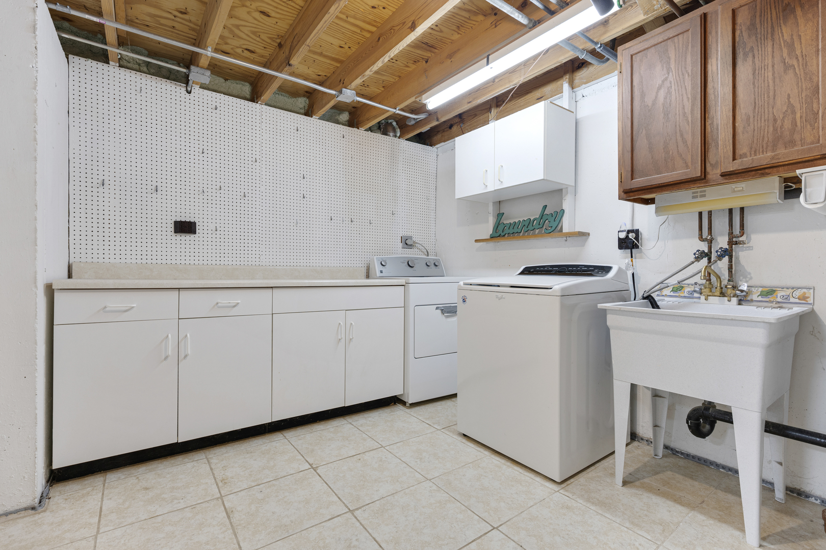 18W088 16th Street, Villa Park, IL 60181