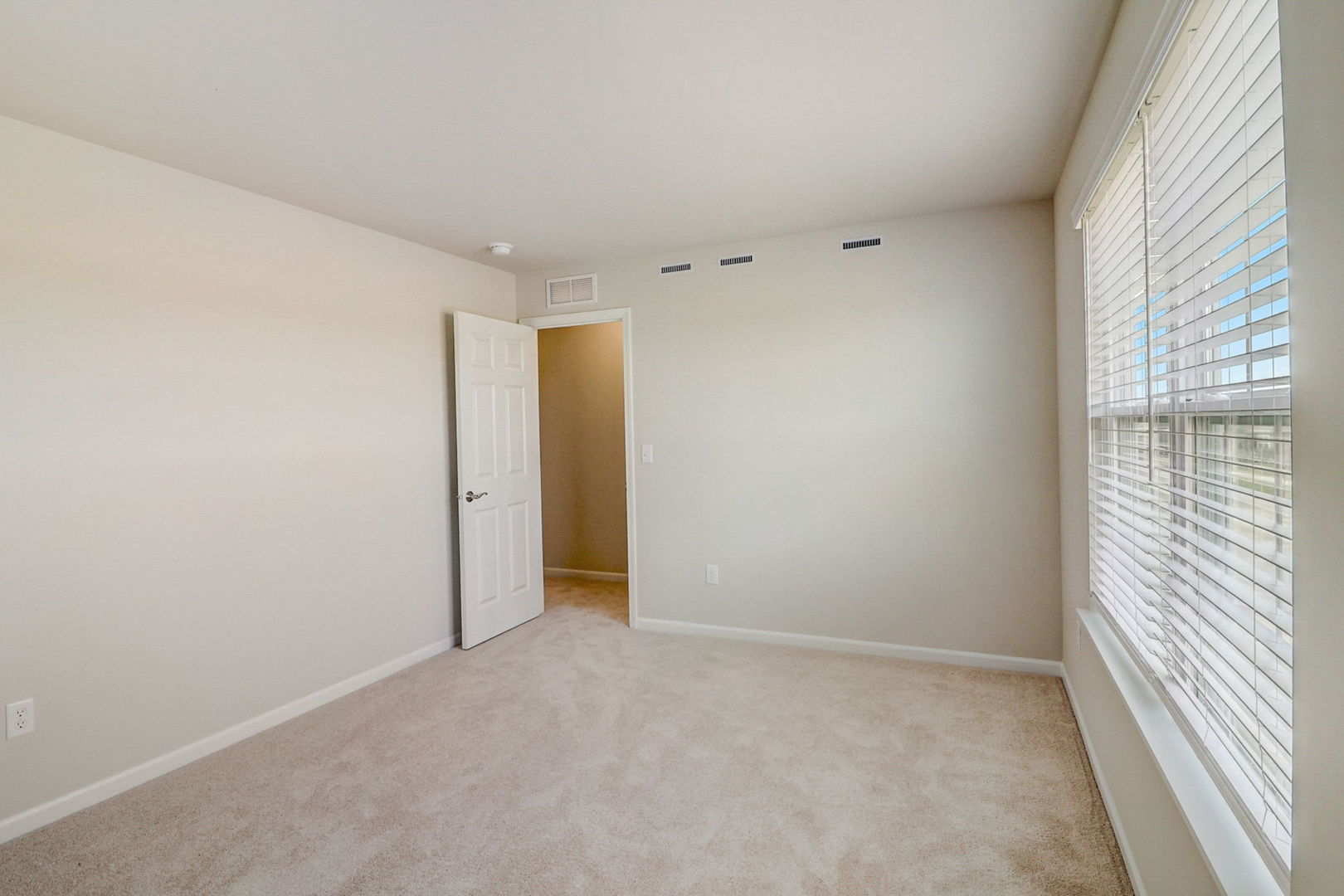 702 Station Boulevard, Elburn, IL 60119