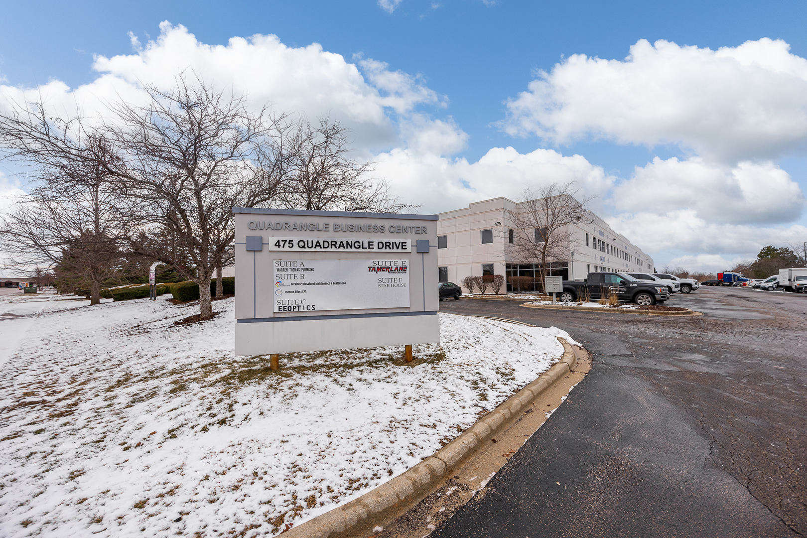 475 Quadrangle Drive #F, Bolingbrook, IL 60440