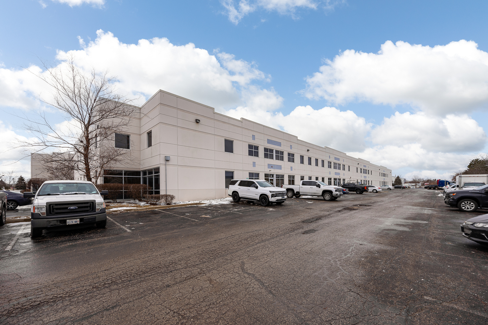 475 Quadrangle Drive #F, Bolingbrook, IL 60440