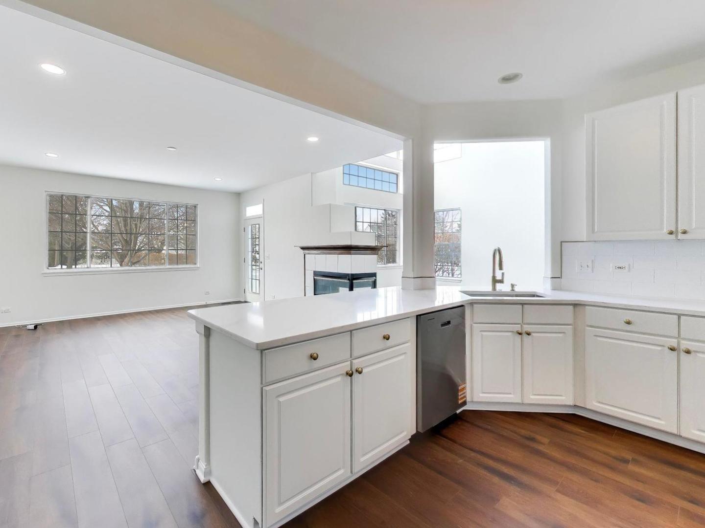 448 Cannon Drive, Geneva, IL 60134