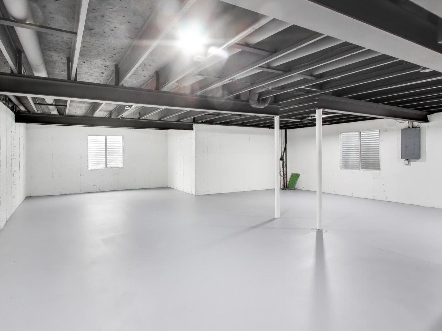 448 Cannon Drive, Geneva, IL 60134