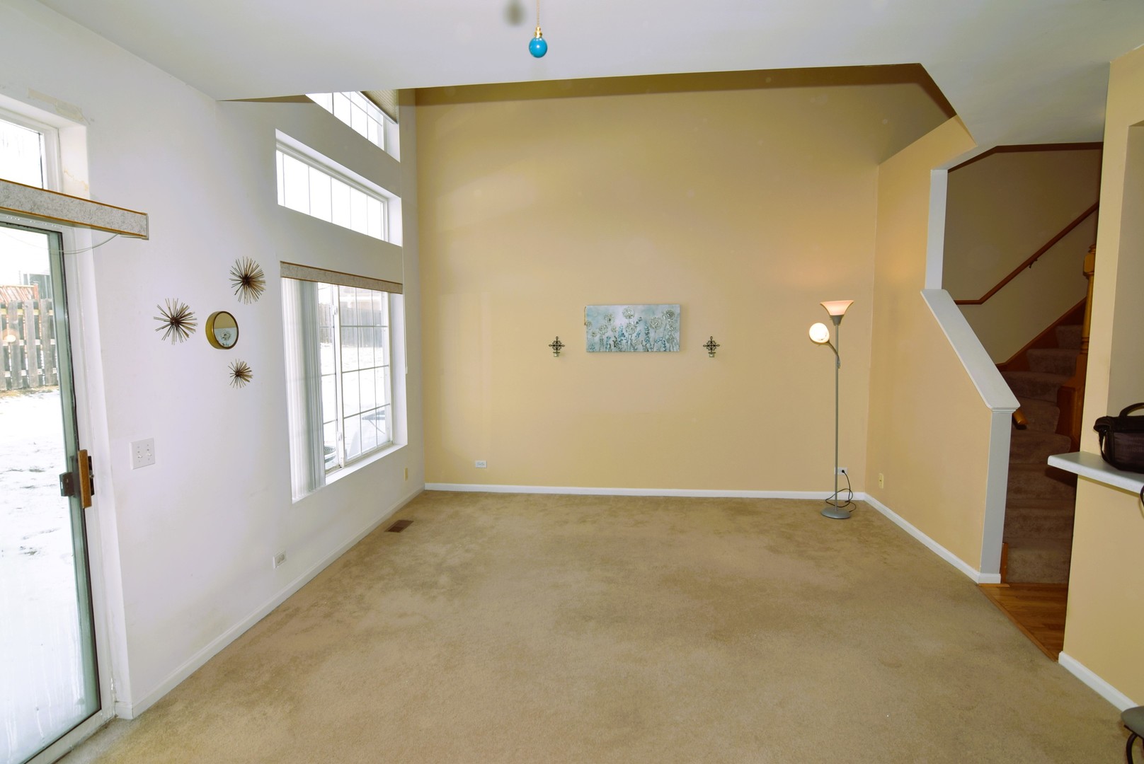 939 Mesa Drive, Lake In The Hills, IL 60156