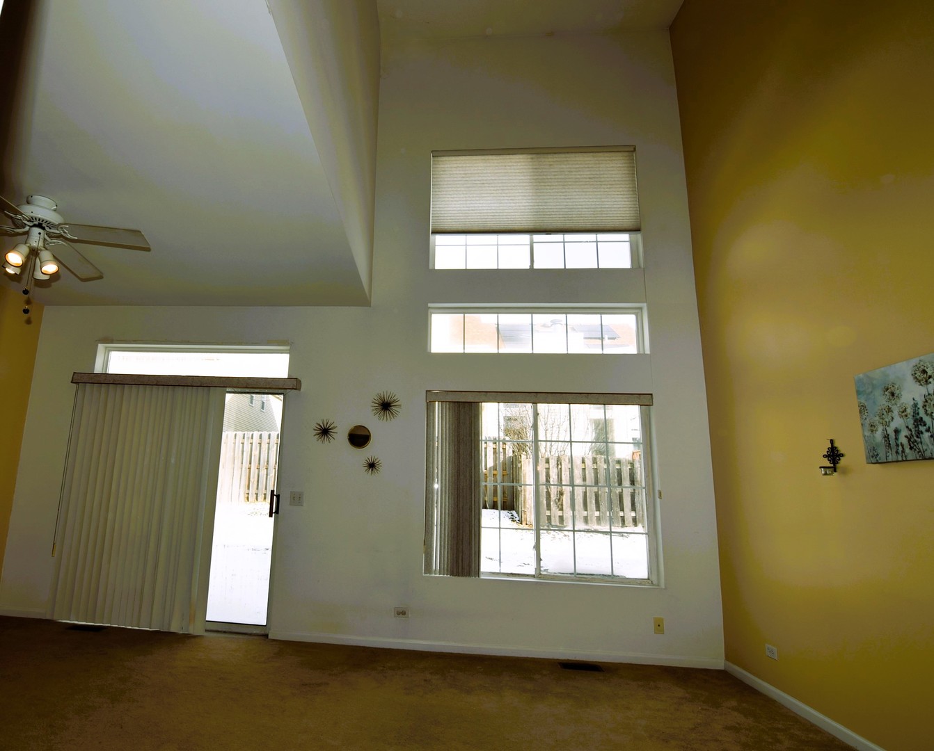 939 Mesa Drive, Lake In The Hills, IL 60156