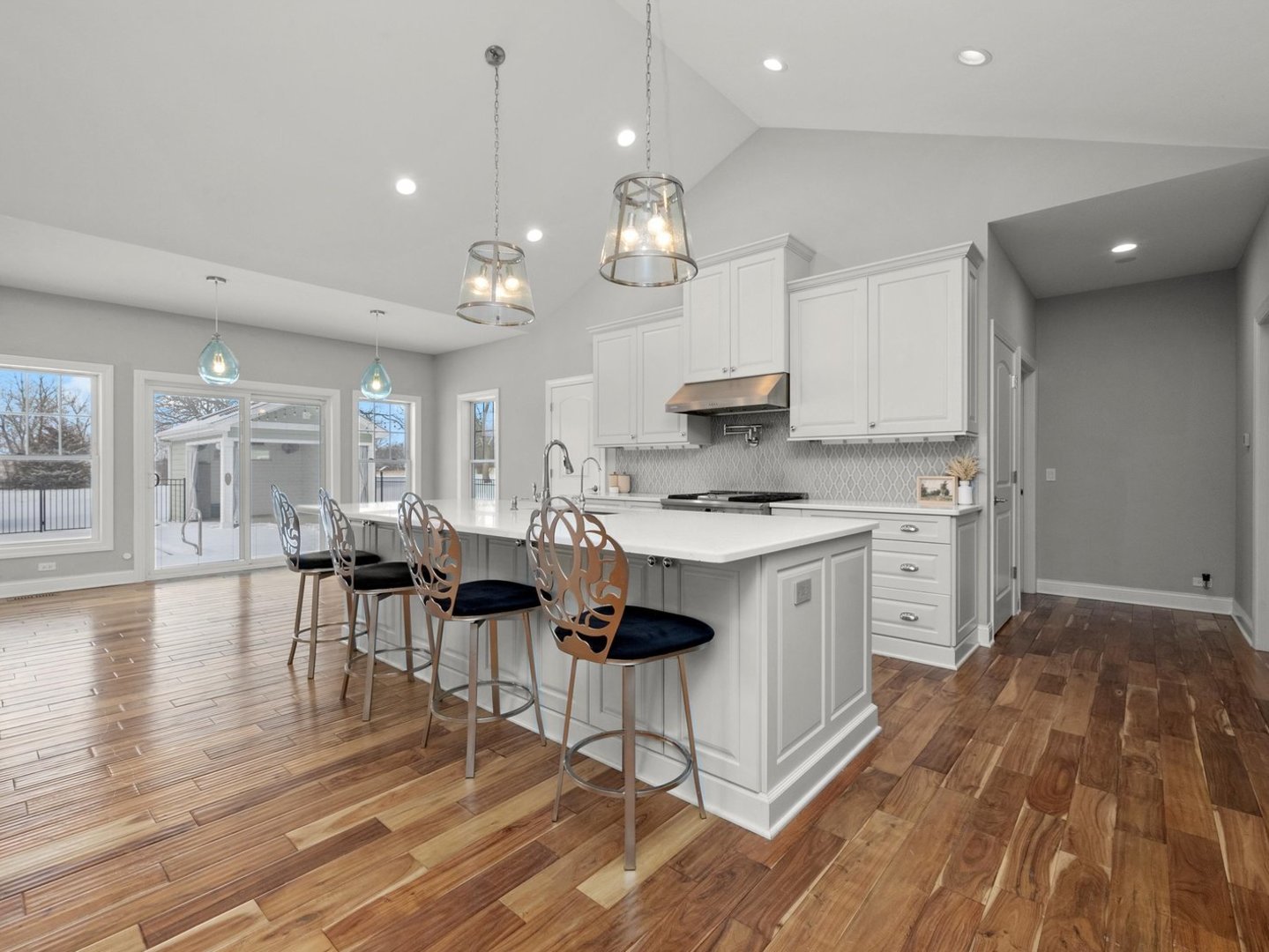 5119 Autumn Way, Johnsburg, IL 60051