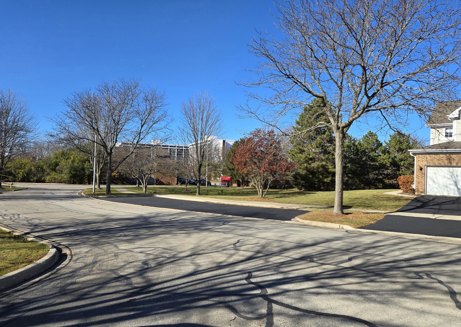 273 W 20th Street, Lombard, IL 60148