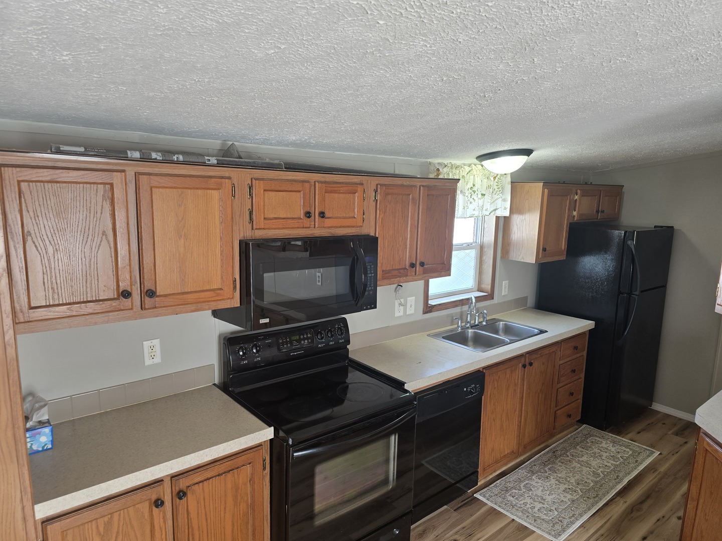 6 Leo Drive, Bloomington, IL 61701