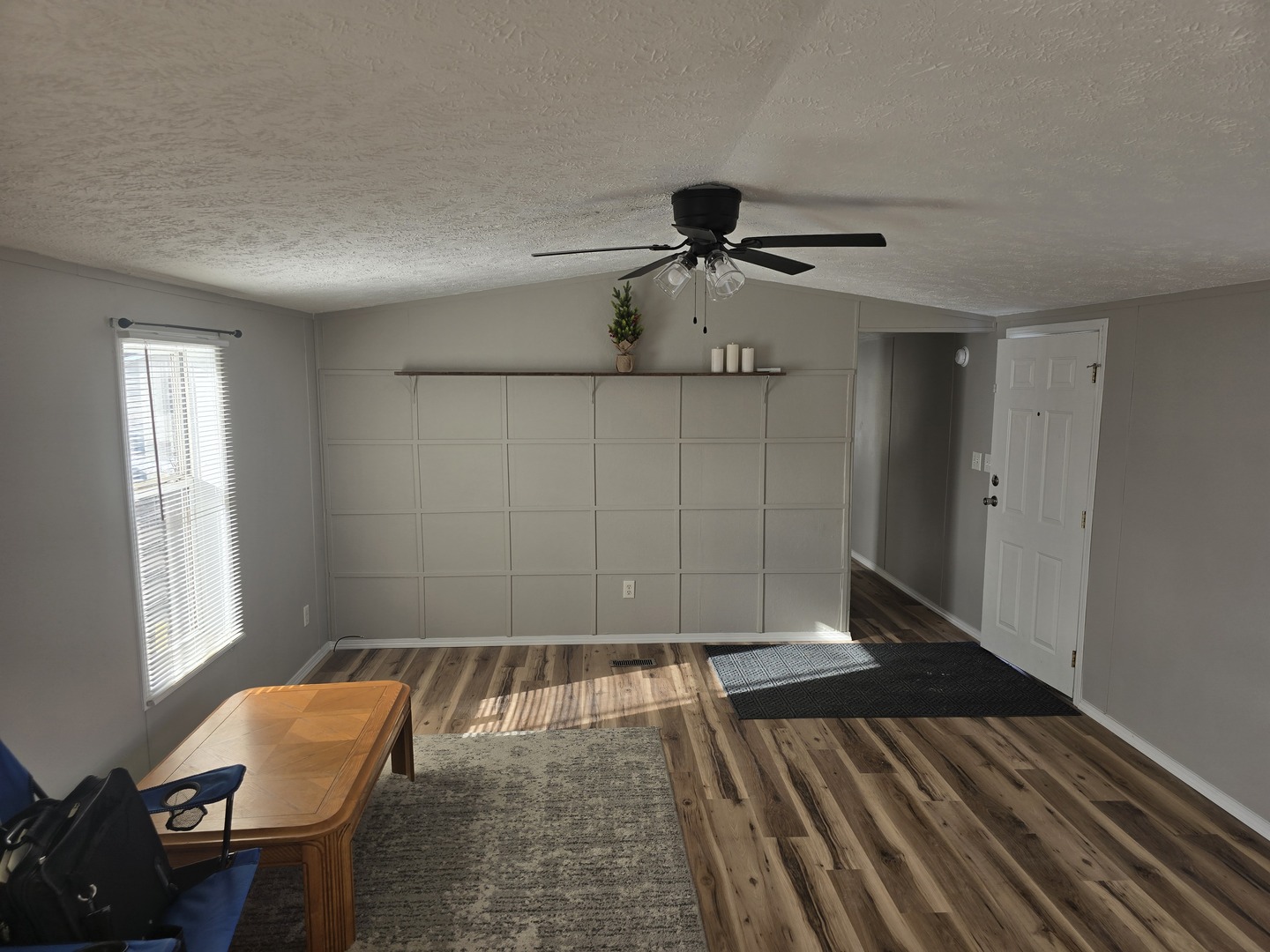 6 Leo Drive, Bloomington, IL 61701