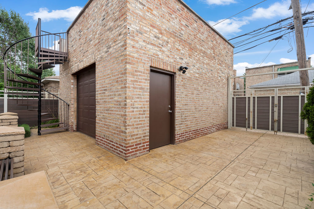 2115 Kenilworth Avenue, Berwyn, IL 60402