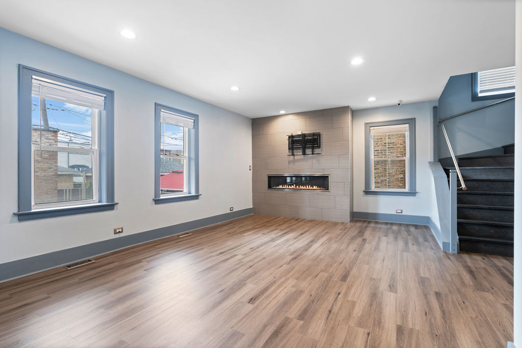 2115 Kenilworth Avenue, Berwyn, IL 60402