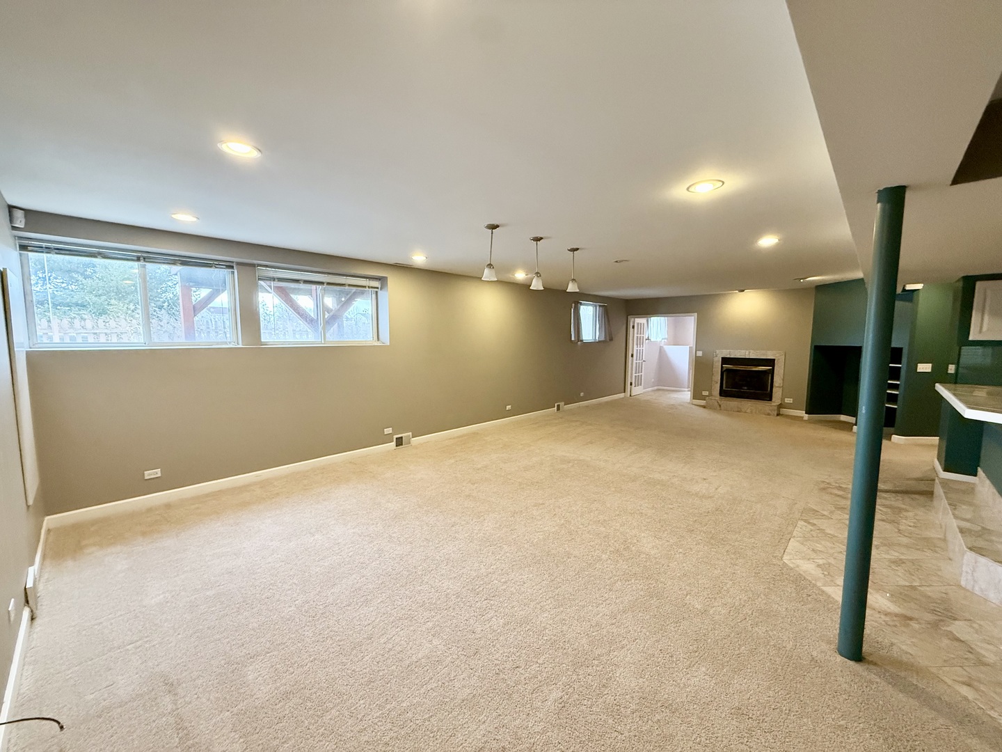 2732 Flagstone Circle, Naperville, IL 60564