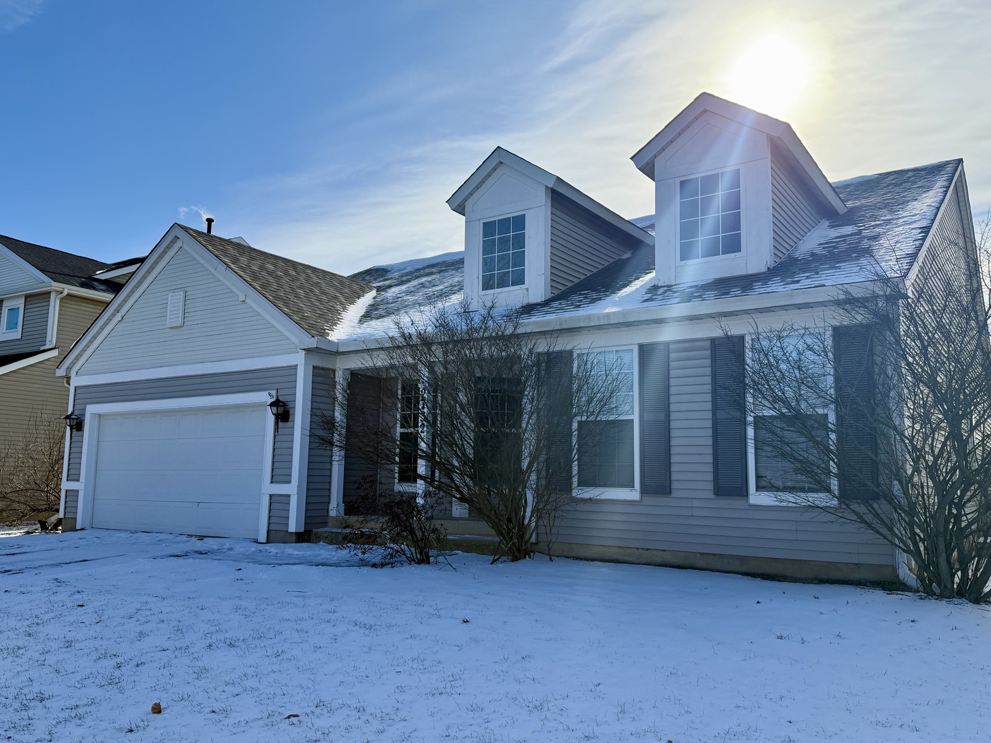 2732 Flagstone Circle, Naperville, IL 60564