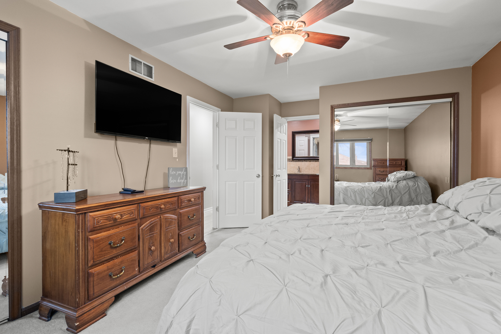 16647 Tower Court, Tinley Park, IL 60477