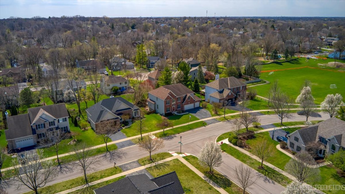 1098 Cleveland Avenue, Batavia, IL 60510