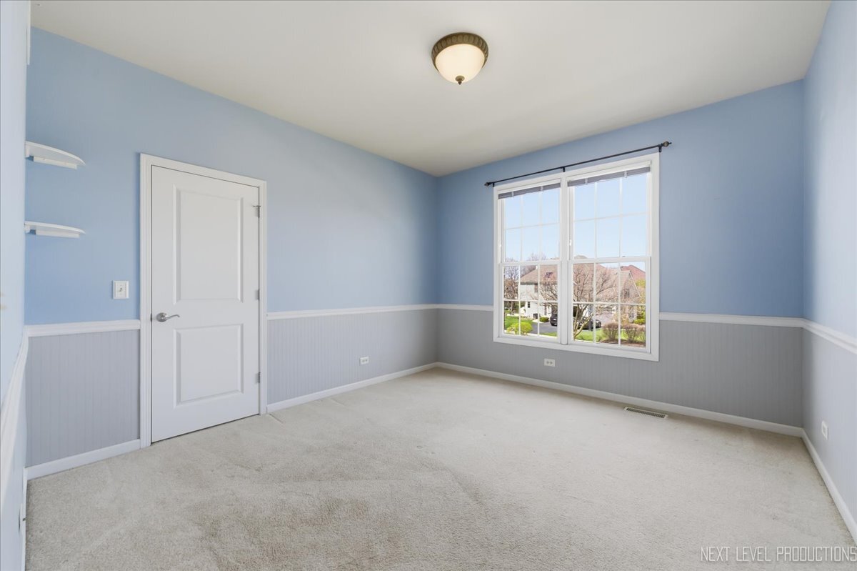 1098 Cleveland Avenue, Batavia, IL 60510