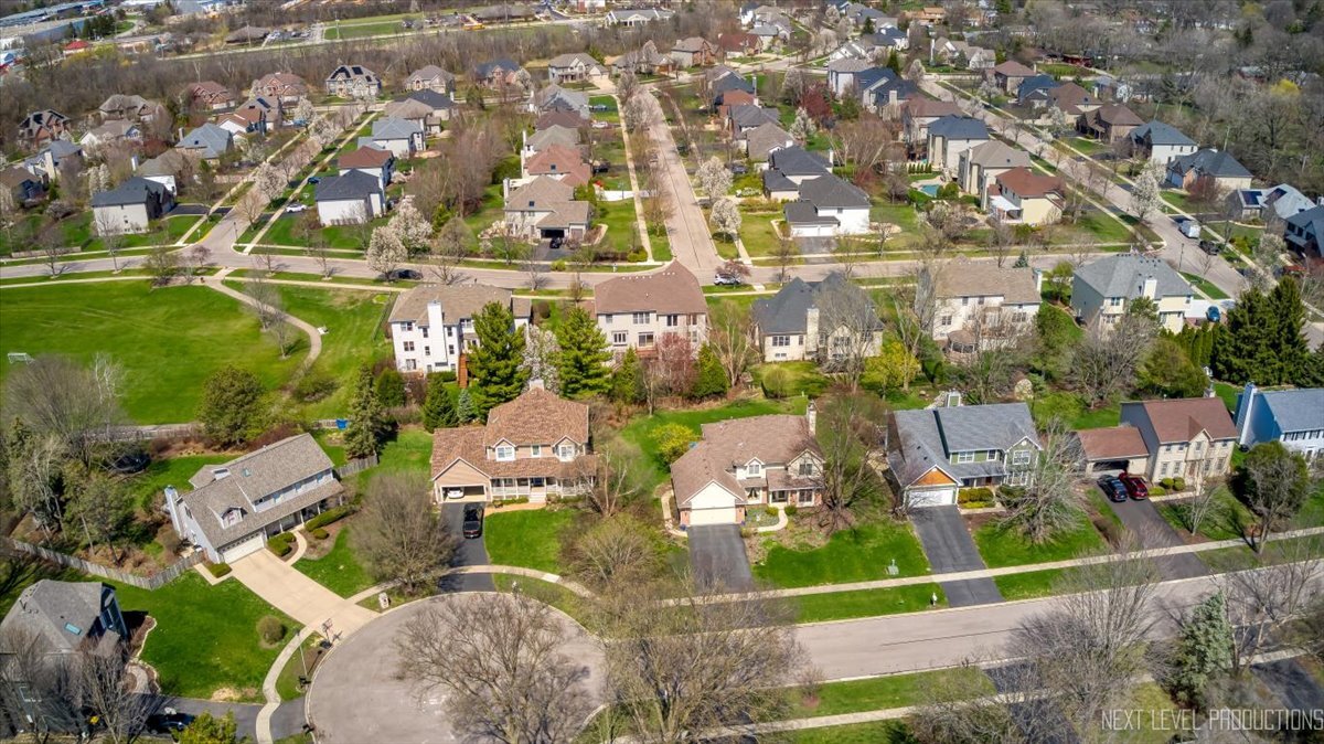 1098 Cleveland Avenue, Batavia, IL 60510