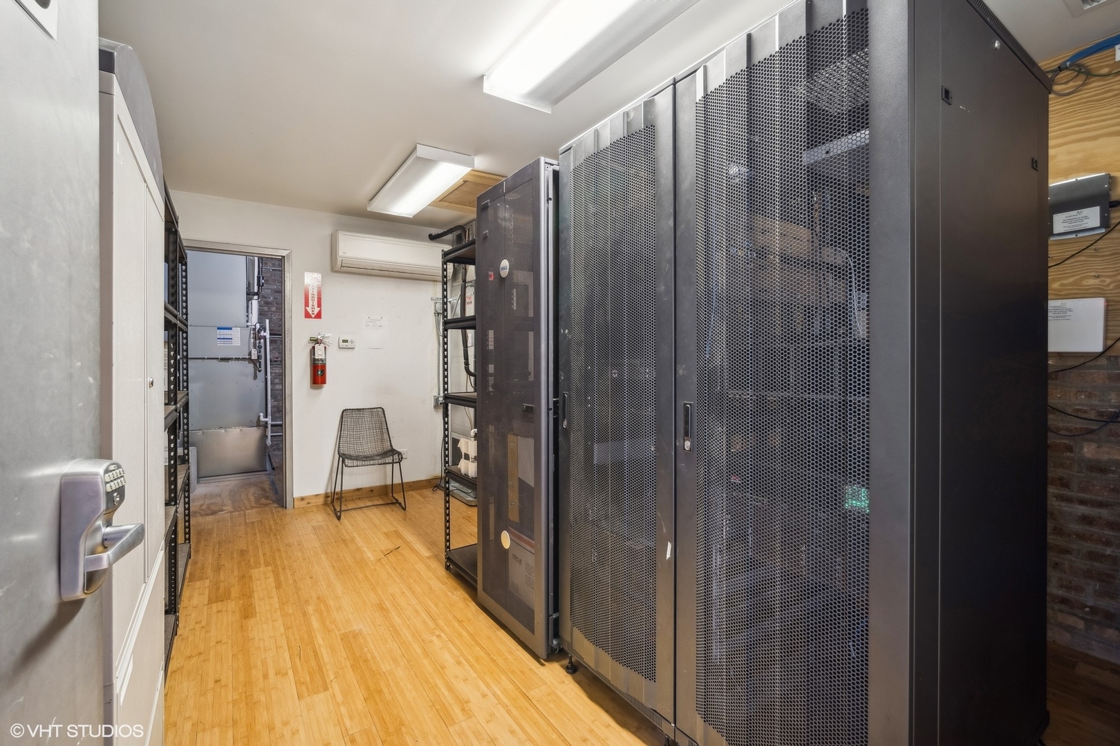 1348 W Concord Place, Chicago, IL 60622