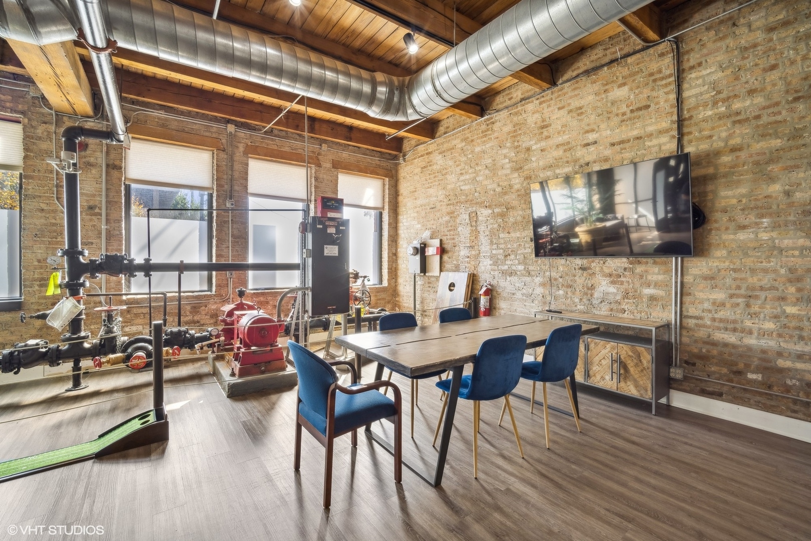 1348 W Concord Place, Chicago, IL 60622