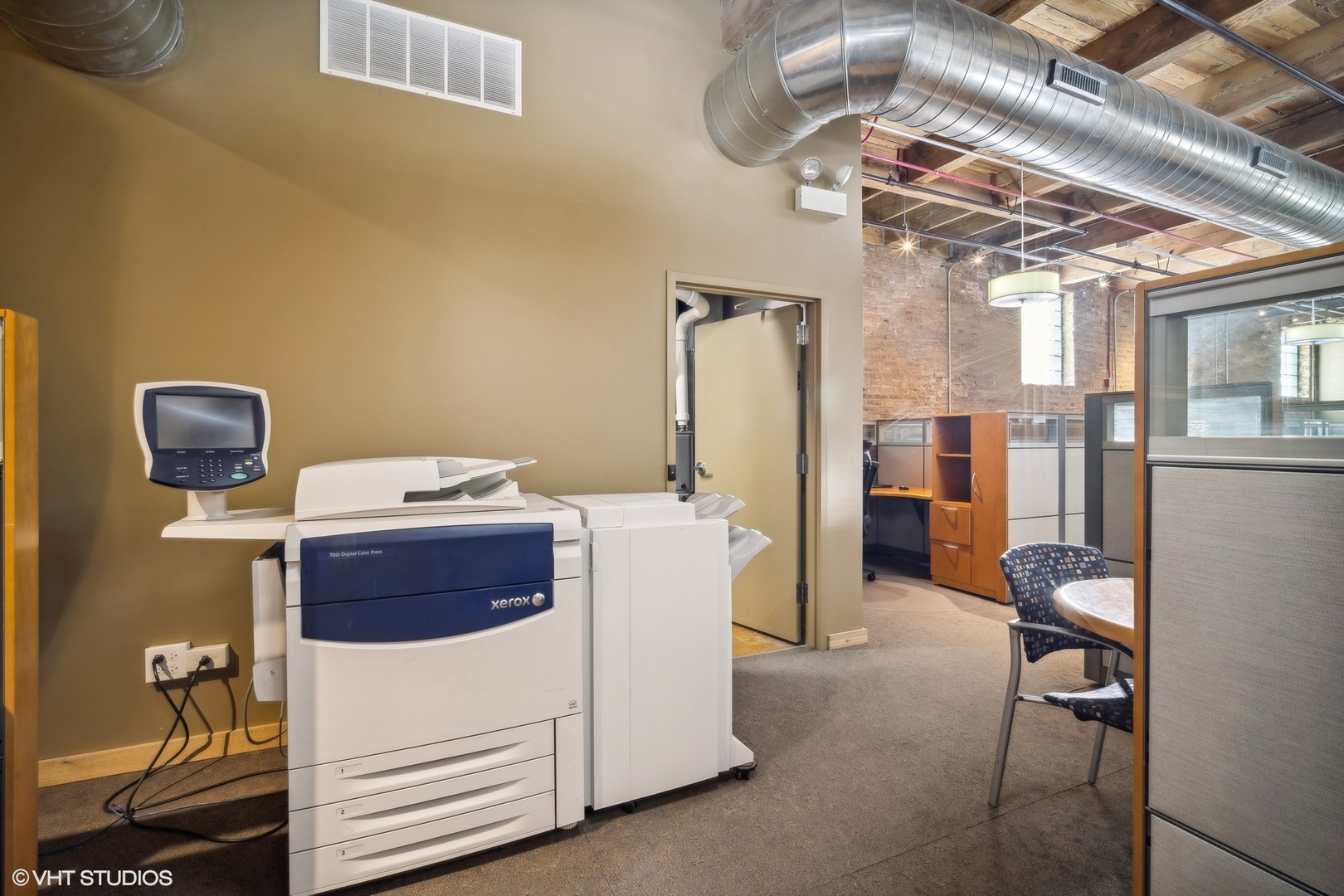 1348 W Concord Place, Chicago, IL 60622