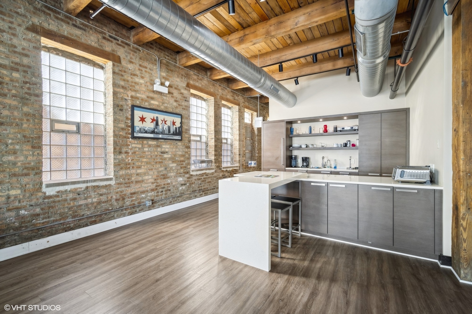 1348 W Concord Place, Chicago, IL 60622