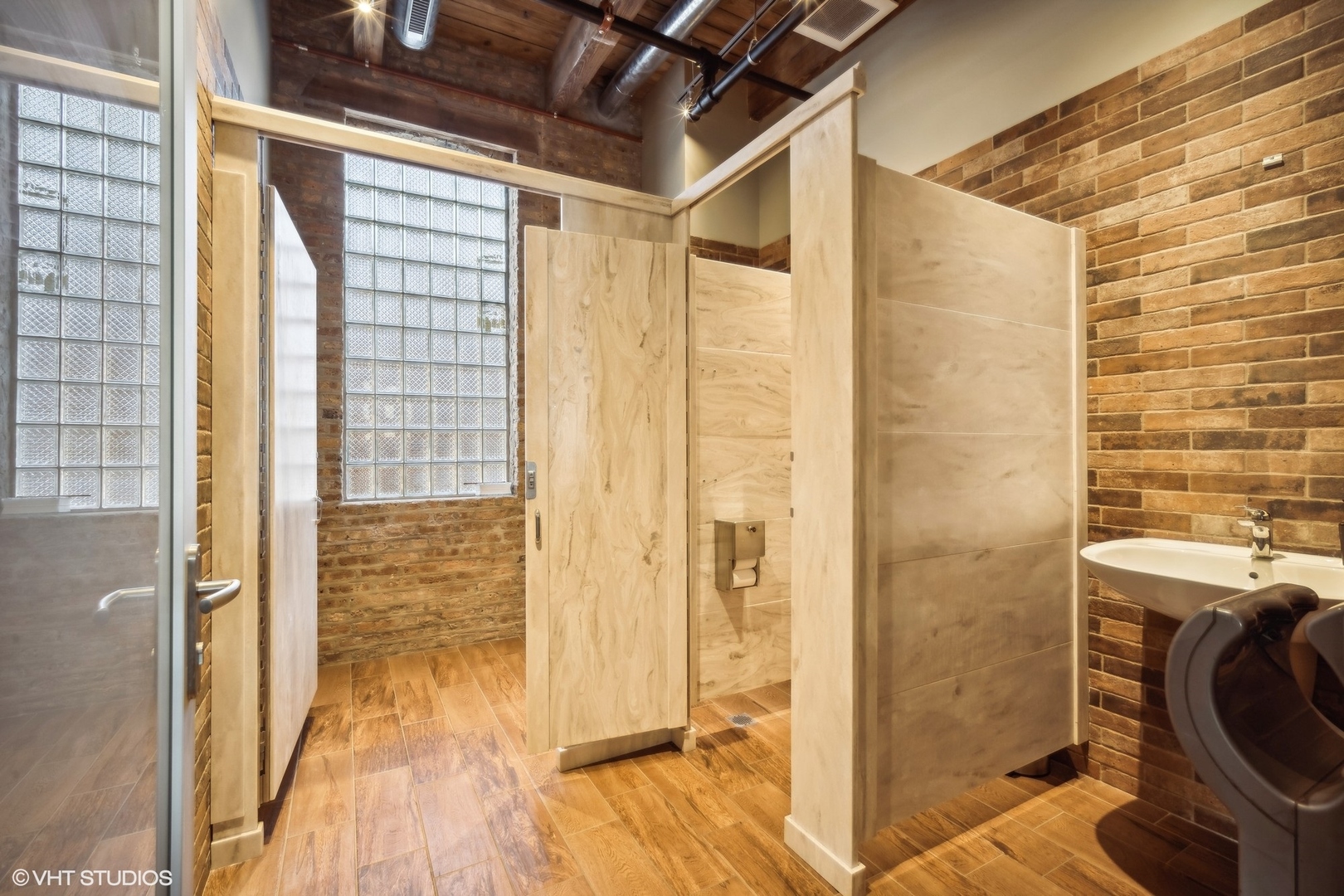 1348 W Concord Place, Chicago, IL 60622