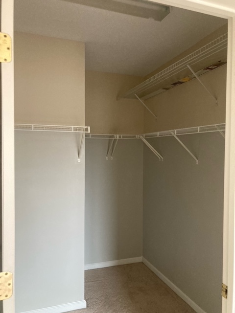 655 Perrie Drive #305, Elk Grove Village, IL 60007