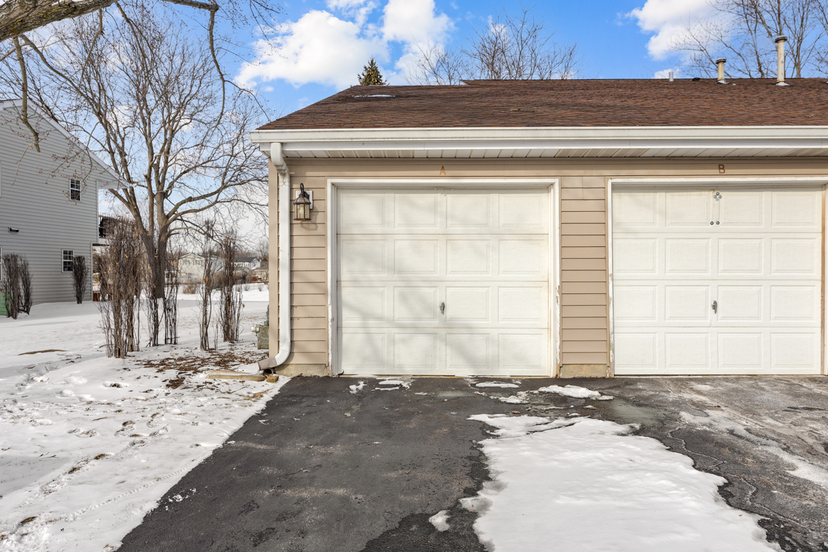 46 Gant Circle #A, Streamwood, IL 60107