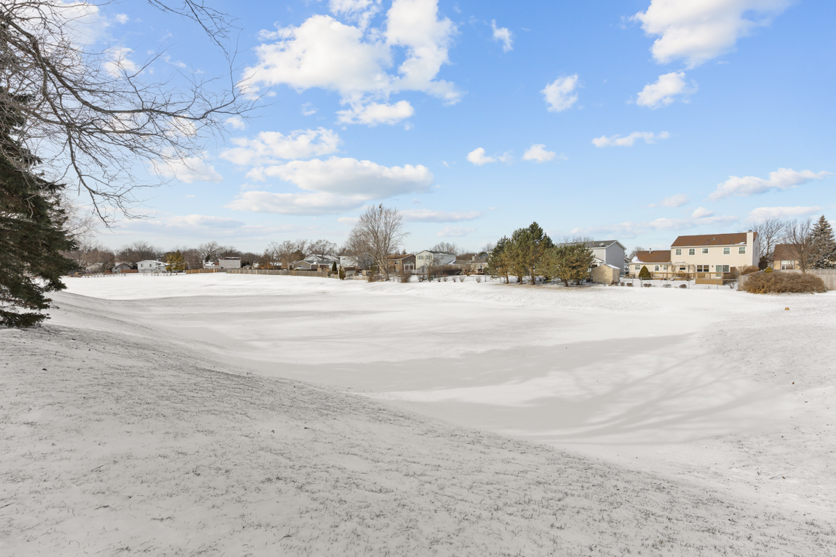 46 Gant Circle #A, Streamwood, IL 60107