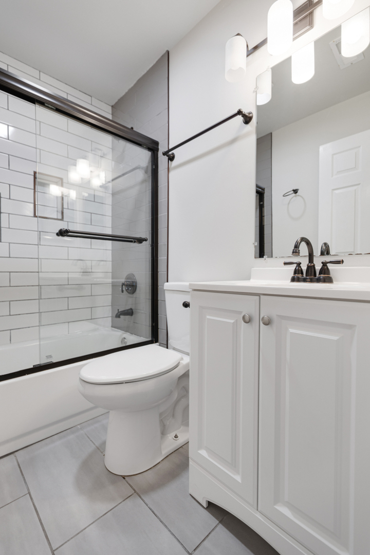 46 Gant Circle #A, Streamwood, IL 60107